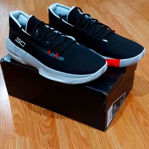 Under Armour Step Curry 3Zero III bsktball shoes